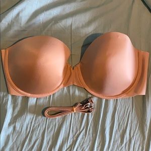 VS Strapless Bra